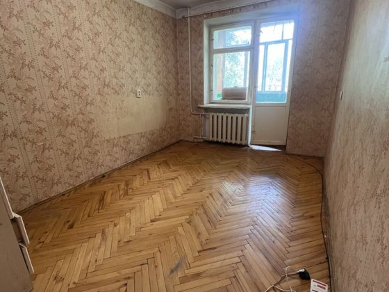 2 кімнатна чешка, 2 поверх, кутова, вулиця Залозецького, 63000$, можна під державні програми Чернівці