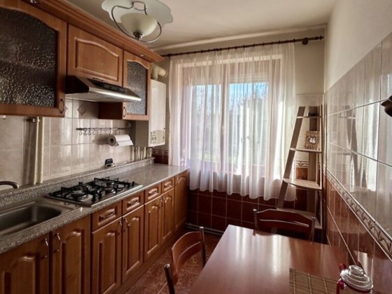 Продам 3-кімнатну квартиру. Вул. Заньковецької