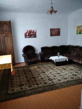 2 кімнатна квартира, власний двір, поруч центр - фото 1