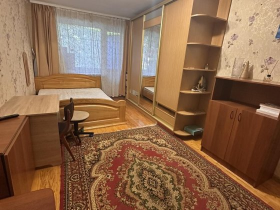 Продається 2 кімн. Кв. Вул. Грушевського
