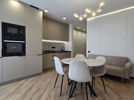 НОВА квартира 55 м² в ЖК В4 / 2 спальні + кухня-студія / Газ. опалення / Боздош / ПЕРЕУСТУПКА БЕЗ ПО