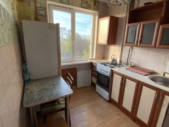 Продам 3-кімнатну квартиру, Шерстянка, Чернігів Чернигов