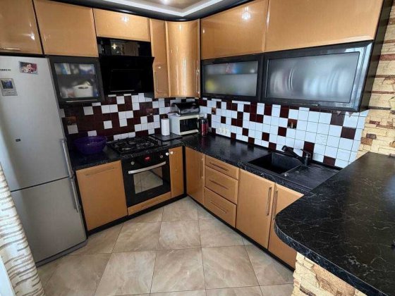 Продам 3-х комн. с Ремонтом, Мебелью и Техникой! Є-Відновлення,Ваучер