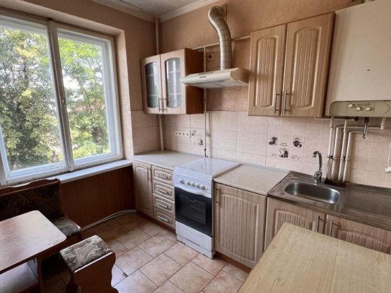 Продаж 2 кімнатної квартири м.Ужгород, вулиця Гарайди центр
