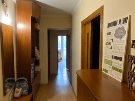 Продам 3 кімнатну квартиру