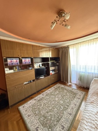 Продається 3-х кімнатна квартира - фото 1