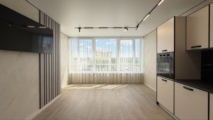 Продаж 1 кімнатної квартири 56 м2 - фото 1