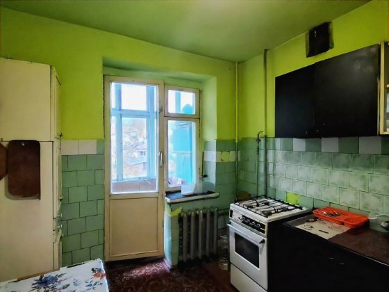 Продається 2-кімнатна квартира в центрі міста Чернівці