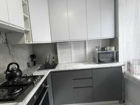 продаж 1 кім квартира з ремонтом і меблями