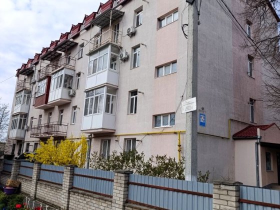 Продаж квартири на Старому місті з підвалом