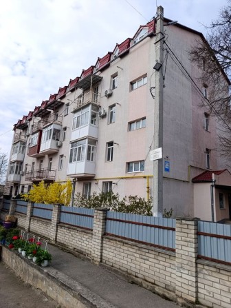 Продаж квартири на Старому місті з підвалом - фото 1