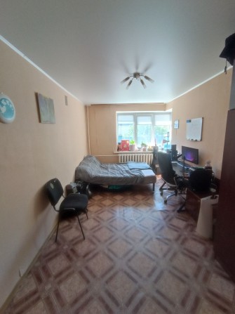 Продам 1 кімнатну квартиру вул.М.Загривного 1А. - фото 1