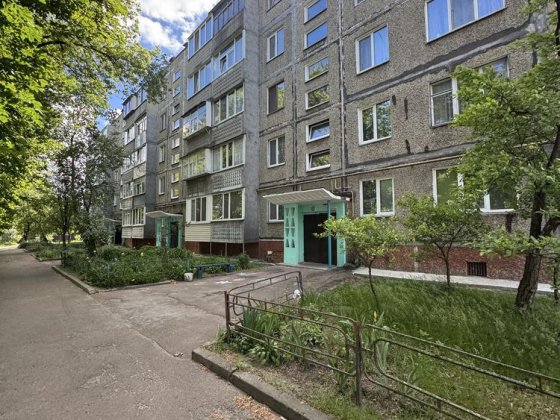 Продаж 2-х квартири 3-й поверх Тероборони (Гагаріна) Чернігів