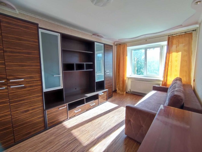 Продаж 3к квартири на Київській - фото 1