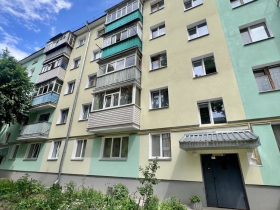 ПРОДАМ 2 кімнатну квартиру КРУГ! Чернігів