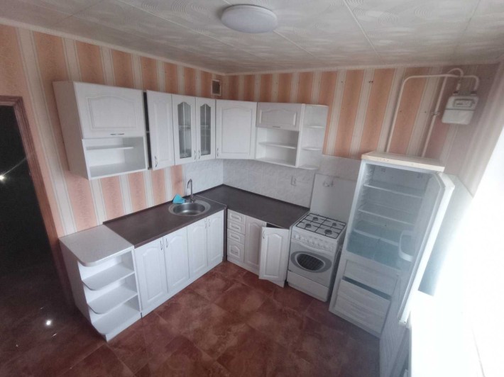 Продам чудову 2 к. кв. по вул. Лазаренка прикордонника 4/1 - фото 1