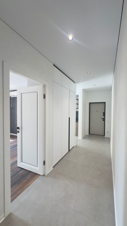 Продаж 2 кімнатної квартири без ріелтора в центрі міста - фото 1