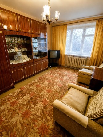 Продаж 3-кім квартири за ціною 2-кім - фото 1