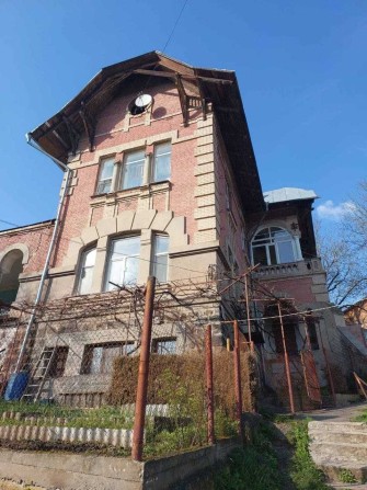 продаж 1 кімн  квартири в центрі біля 7 школи з автономним опаленням - фото 1