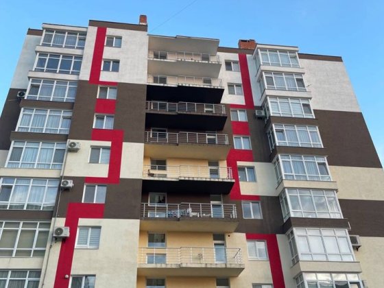 Продам однокімнатну новобудову  Героїв майдану Чернівці