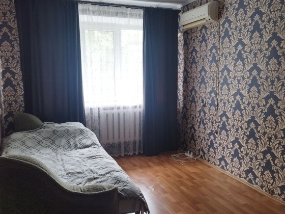 Продається 1 кімнатна квартира. Чернигов