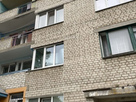 Продається 1 кімнатна квартира ЮТ Чернігів