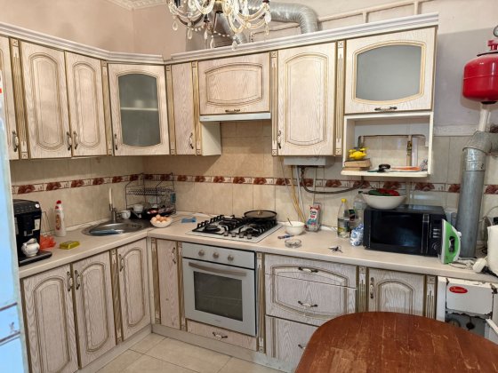 Продаж 2 кімнатної квартири, центр міста, в. Собранецька