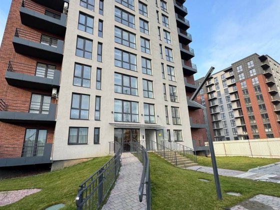 Продаж 2-кім. квартири в ЖК West Towers