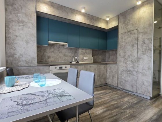 Продам 2х НОВОБУДОВУ З СУПЕРОВИМ КРАЄВИДОМ, вул.ГЕРОЇВ МАЙДАНУ (Рівненська), залишаються ВСІ МЕБЛІ Т Чернівці