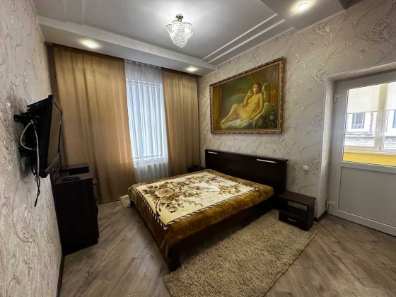 Продаж 2к квартири з ремонтом в Центрі міста