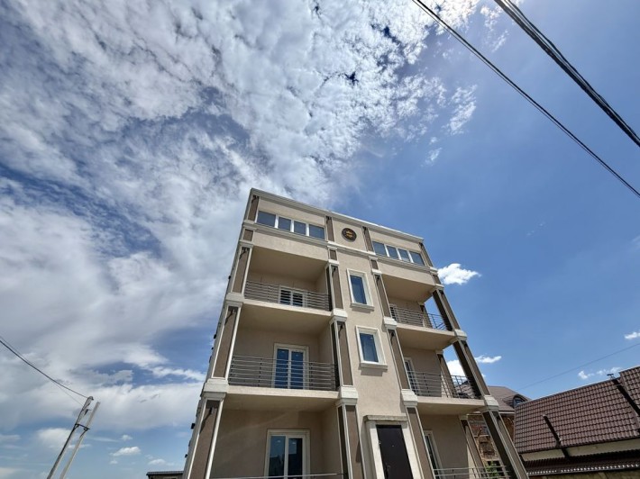 Продам 3-кімнатну квартиру неподалік Годилівського кільця з частковим ремонтом - фото 1