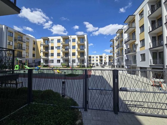 Однокімнатна квартира в комплексі із закритою територією