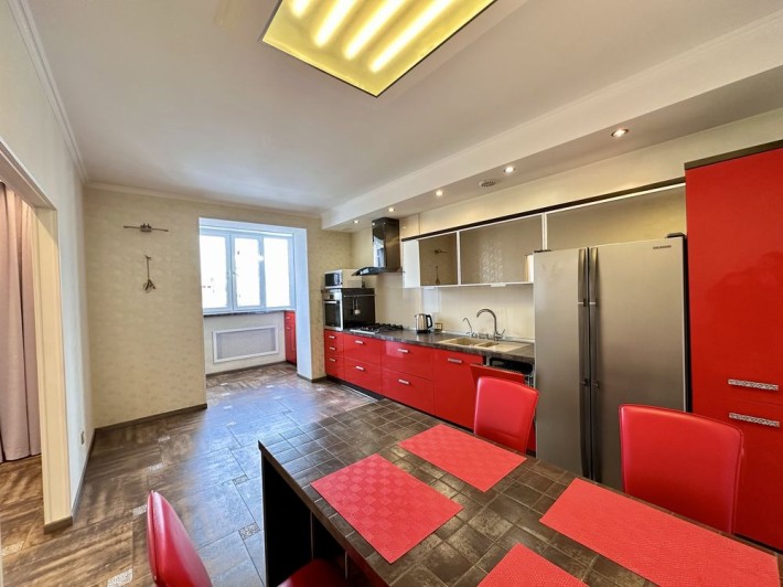 Продаж 3 кім. квартири на Поділлі - фото 1
