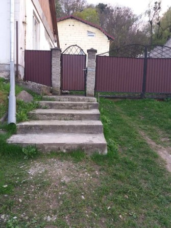 Двокімнатна квартира в будинку - фото 1