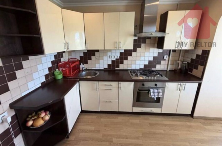 Продаж двокімнатної квартири по вул.Міцкевича - фото 1
