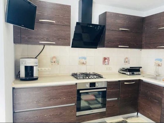 Продаж 2 кімн.квартири з ремонтом на Митниці