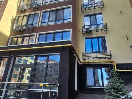 Продаж 1 кімнатної квартири по вул Полуботка 36, ЖК "Art House",ремонт, меблі,сертифікат.