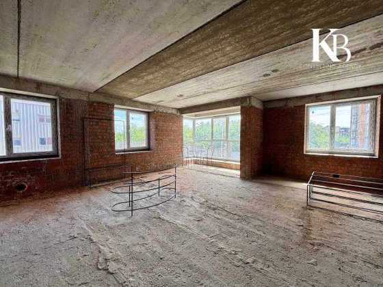 Продам 2-кімнатну квартиру в ЖК “Барви” / 55 м² / 4 вікна Дніпро