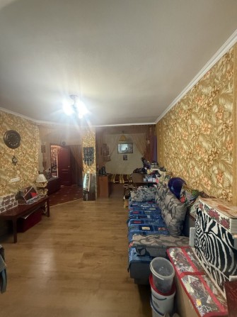 Продам квартиру 12 квартал - фото 1