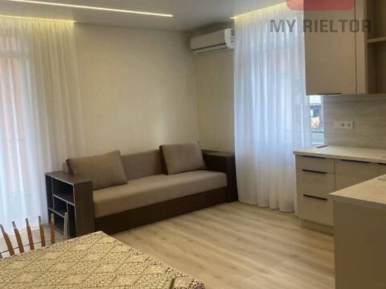 Продаж 1,5 квартири по вул.Бачинського