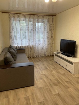 Продам 2-кімнатнту квартиру на пр.Поля 117 - фото 1