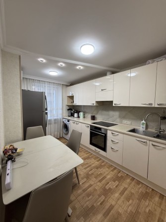 Продажа  4-комнатной квартиры на Красном Камне с видом на Днепр! - фото 1