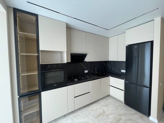 Продам квартиру в ЖК Счастливый- 2 , 2 этаж, новый ремонт