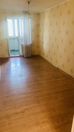 Продам трехкомнатную квартиру на Победе - фото 1