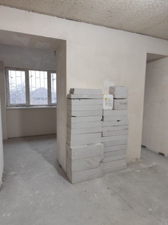 Продам 2к квартиру, низ ул. Рабочая, под ремонт - фото 1