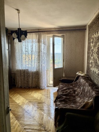Продаєтся 3 кімнатна квартира в центральрій частині Ужгорода - фото 1