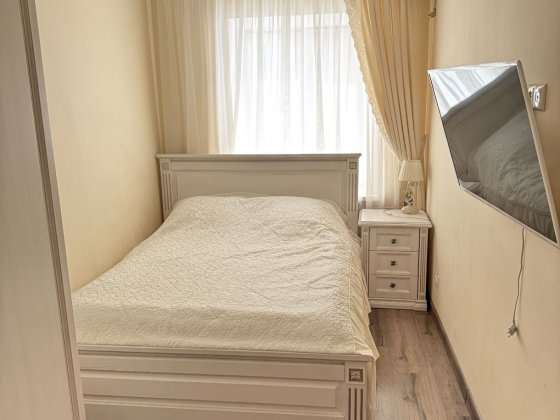 Ваучер, Сертификат! Продам 2 комнатную квартиру в центре с мебелью, 3 эт. Дніпро