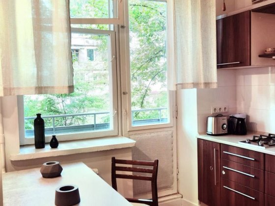 Продаю 2 кім В центрі міста Житомир