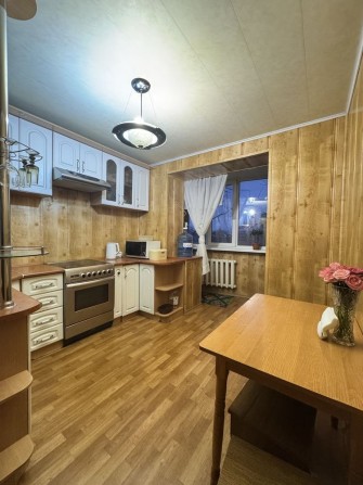 Продажа 2ком на Победе-6, Набережная Победы - фото 1