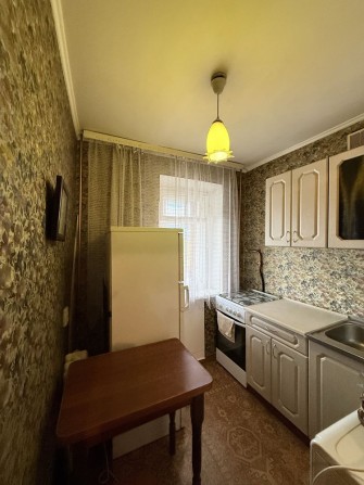 Продаж гарної 1к квартири в р-ні Сімейного базару. - фото 1